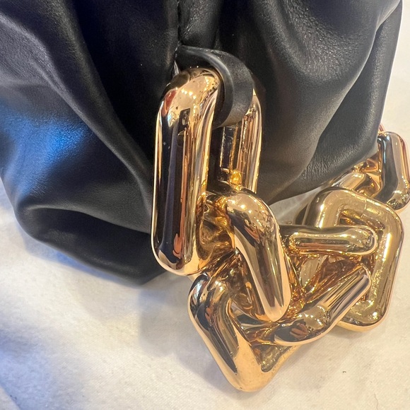 Gold chain pouch bag - Picture 3 of 7